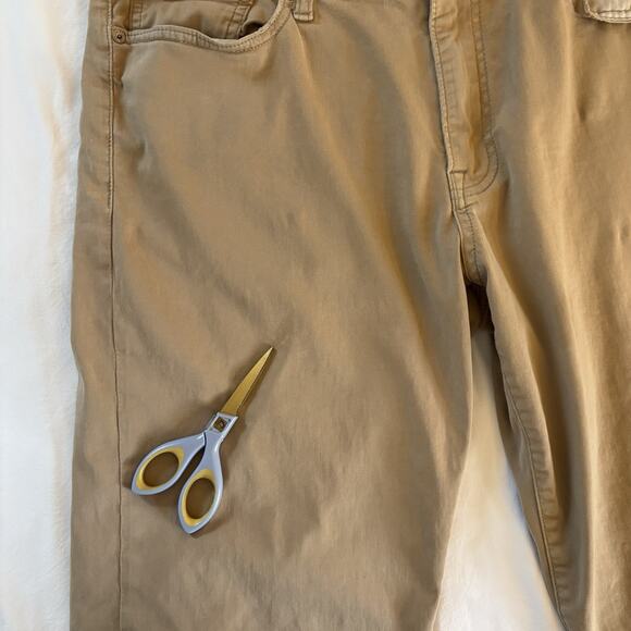 Lucky Brand Men’s 410 Athletic Slim Tan Pants/Jeans Size 34x32 Actual 36x31.5 - Picture 13 of 16